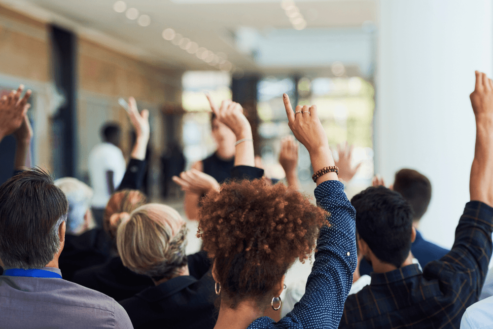 Analyse de l'impact de la participation aux réunions d'affaires sur les tendances actuelles de l'industrie