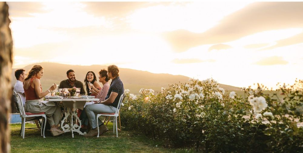 Booster Votre Plaisir Estival : Découvrez les Meilleurs Conseils pour Organiser une Fête en Plein Air Inoubliable !