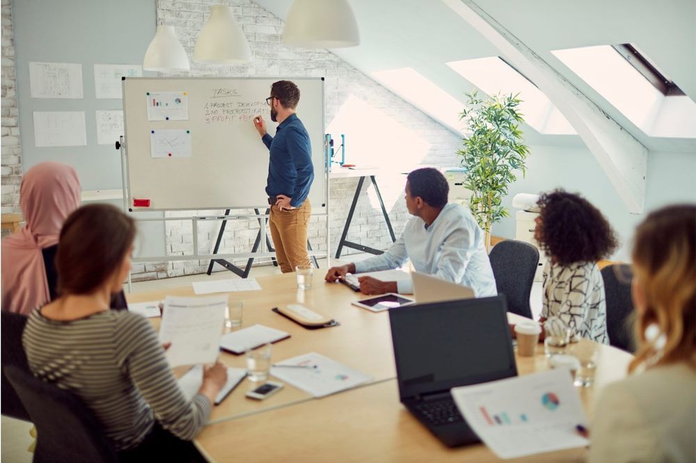 10 Conseils pour Créer des Présentations Exceptionnelles pour les Réunions d'Affaires : Un Guide Étape par Étape